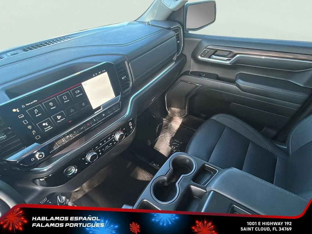Certified Used 2024 Summit White GMC SLT image 22