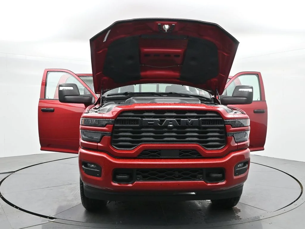 New 2026 Molten Red Pearl-Coat Exterior Paint RAM  image 45
