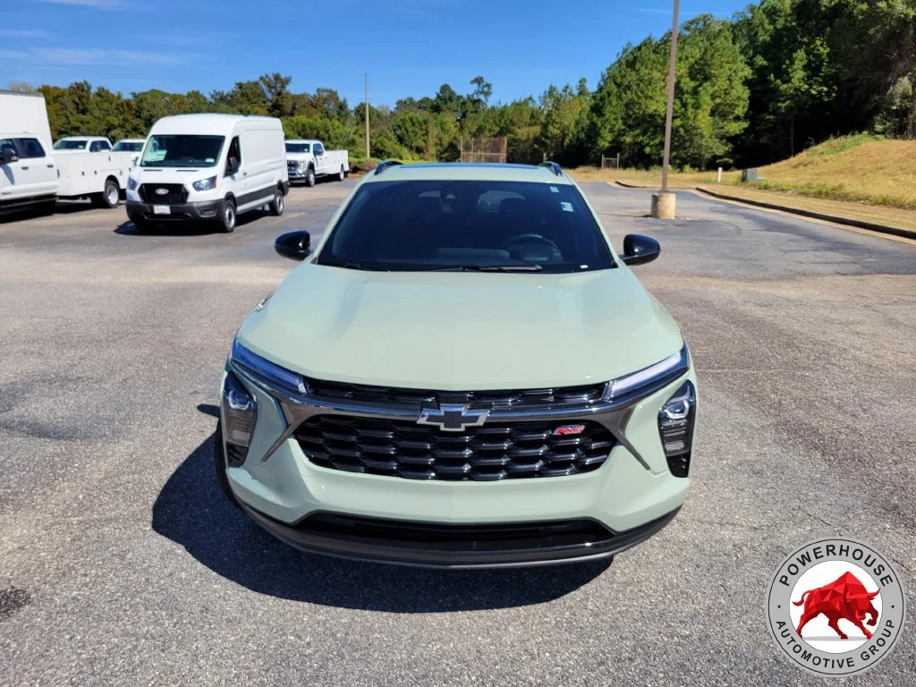 Used 2024 Green Chevrolet 2RS image 10