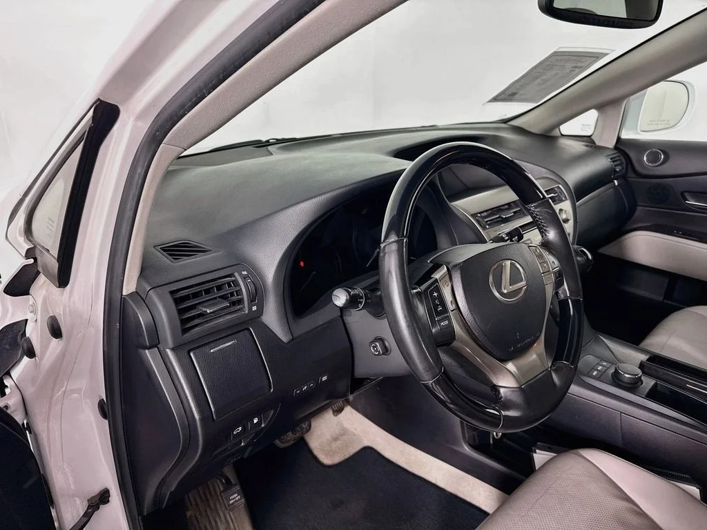 Used 2014 Starfire Pearl Lexus 350 image 4