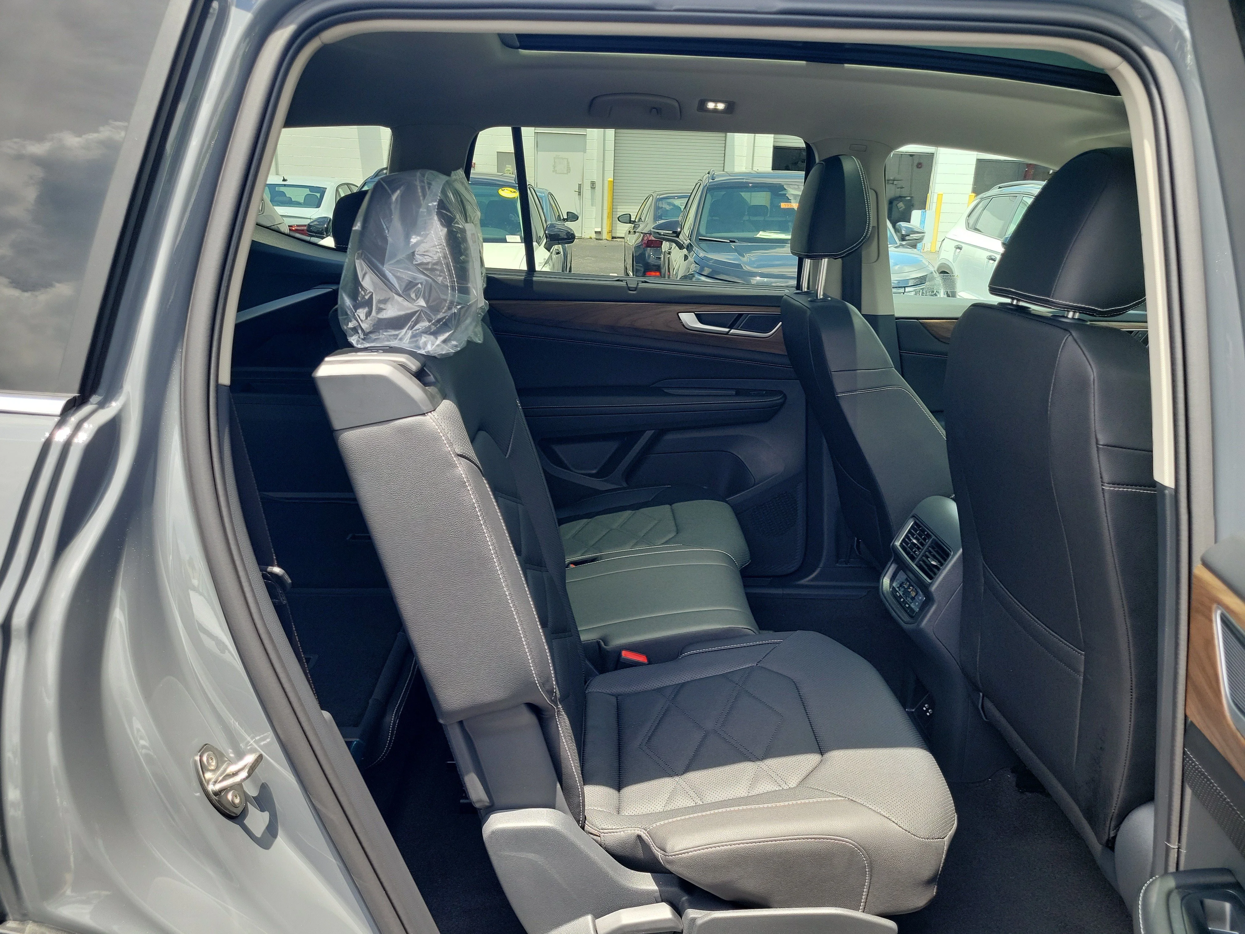 New 2026 Gray Volkswagen SE w/Technology image 10