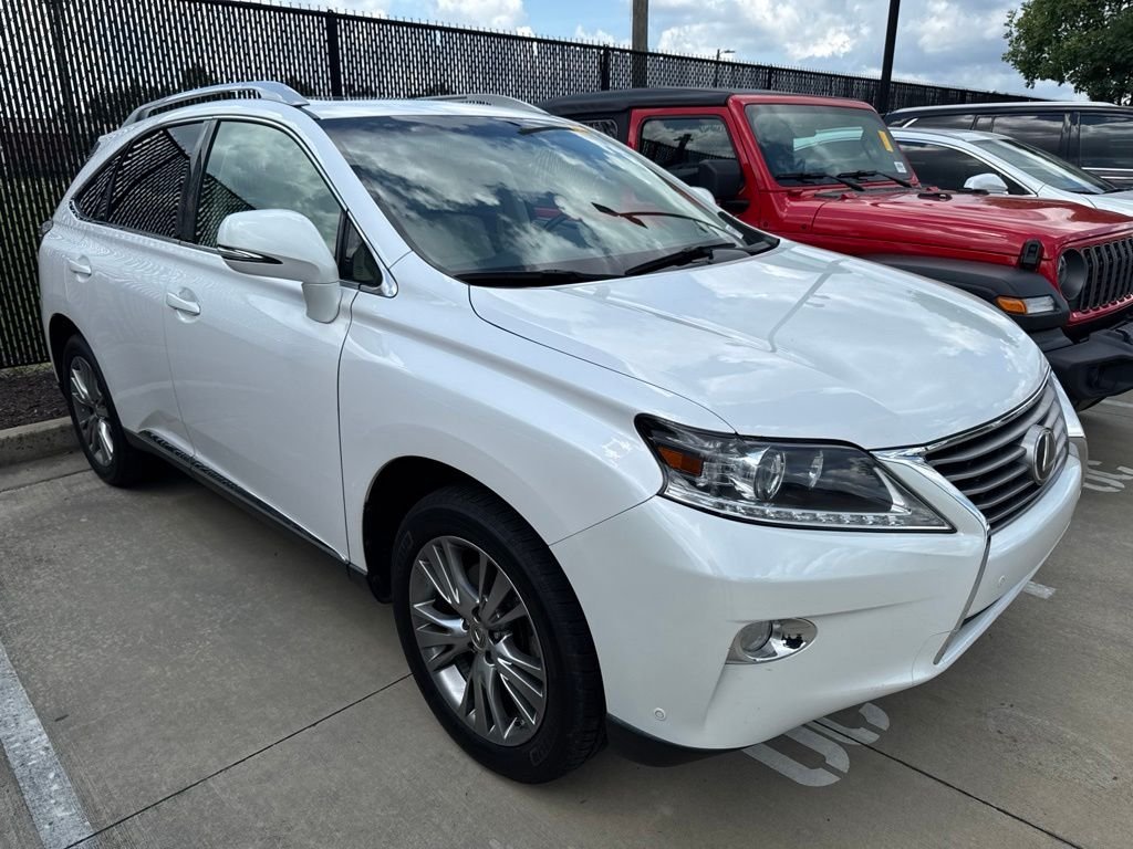 Used 2014  Lexus 350 image 2
