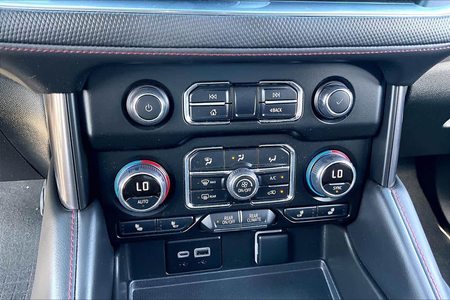 Used 2024 Iridescent Pearl Tricoat Chevrolet RST image 33