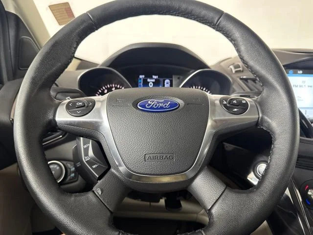 Used 2016 White Platinum Clearcoat Metallic Ford Titanium image 19