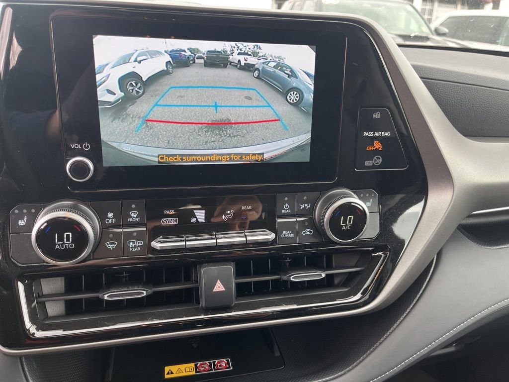 Used 2026  Toyota XLE image 21