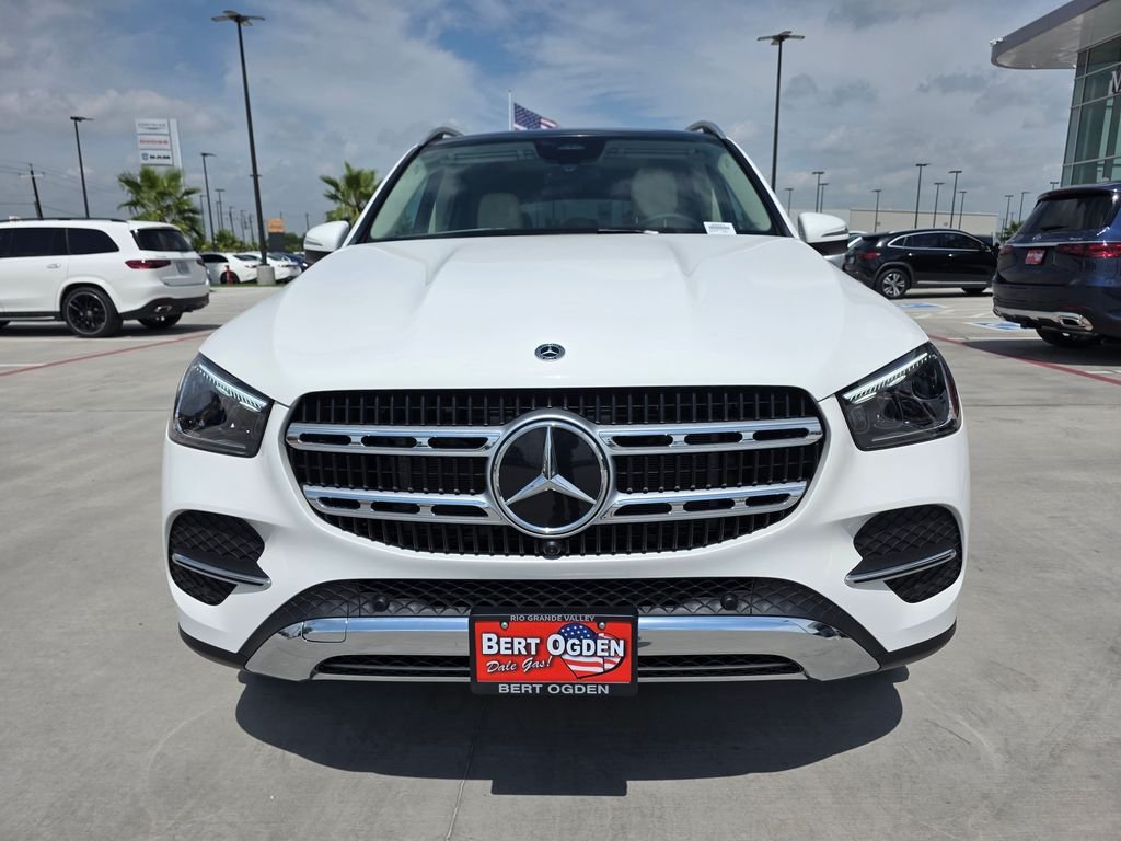 New 2026 Polar White Mercedes-Benz GLC 300 image 2