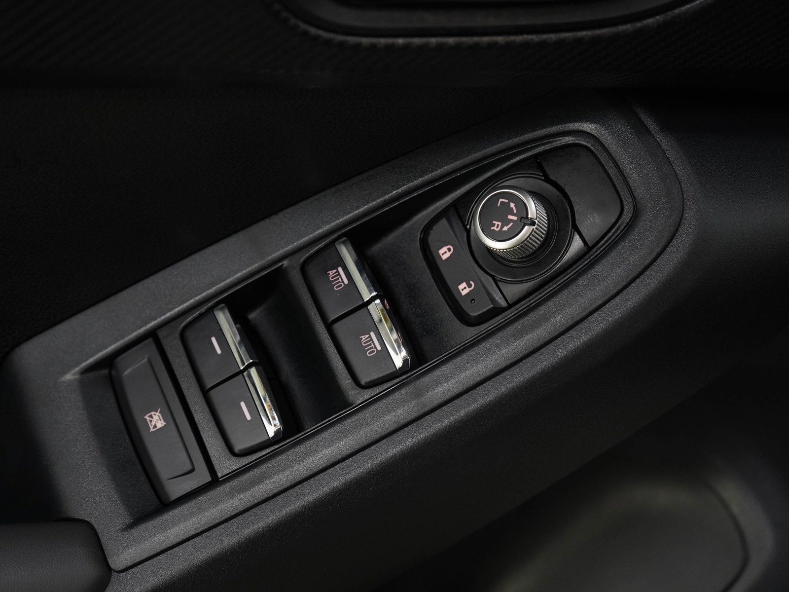 Used 2026 Crystal White Pearl Subaru Limited image 20