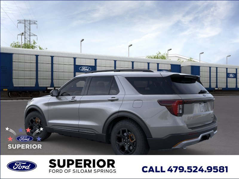 New 2026 Carbonized Gray Metallic Ford Tremor image 4