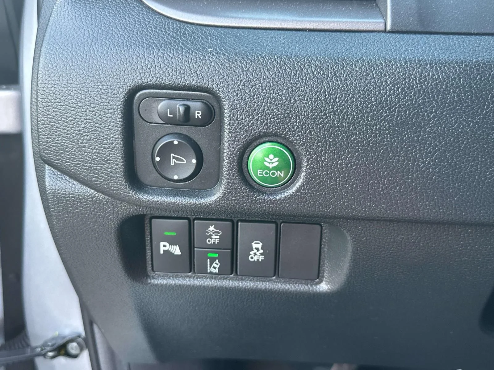 Used 2023 Silver Honda EX-L image 21