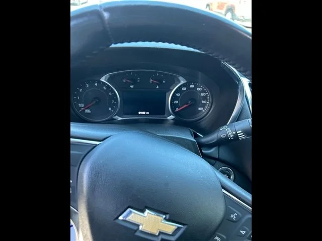 Used 2020 Silver Chevrolet LT image 6