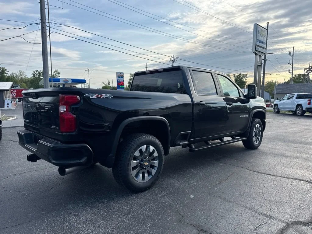 2026 Chevrolet Silverado 2500 HD Custom - Photo 7