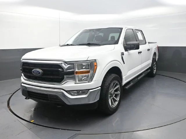 Used 2021 White Ford XLT image 5