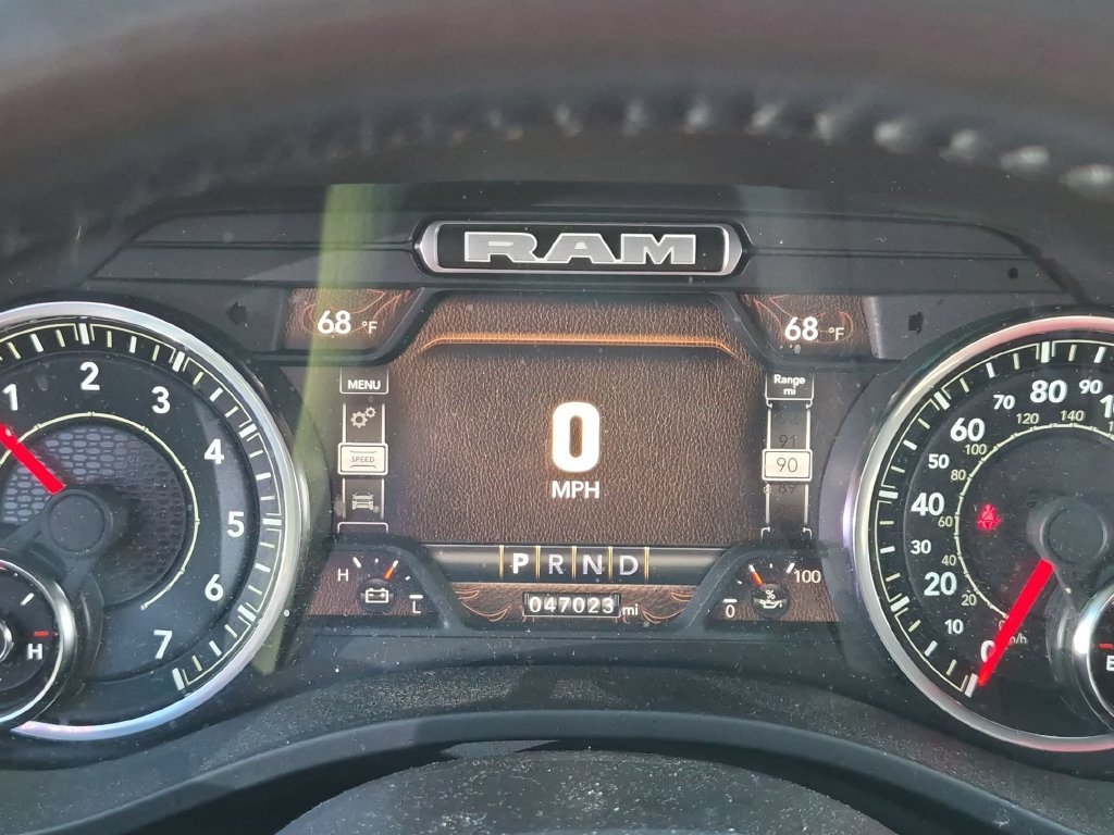 Used 2023 White Ram Laramie image 11