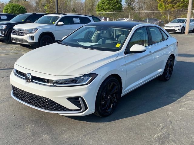 New 2026 White Volkswagen 1.5T SE image 3