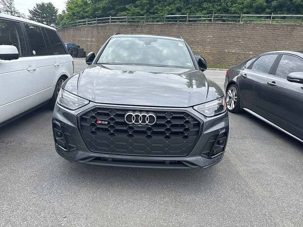 2023 Audi SQ5 Premium Plus's photo