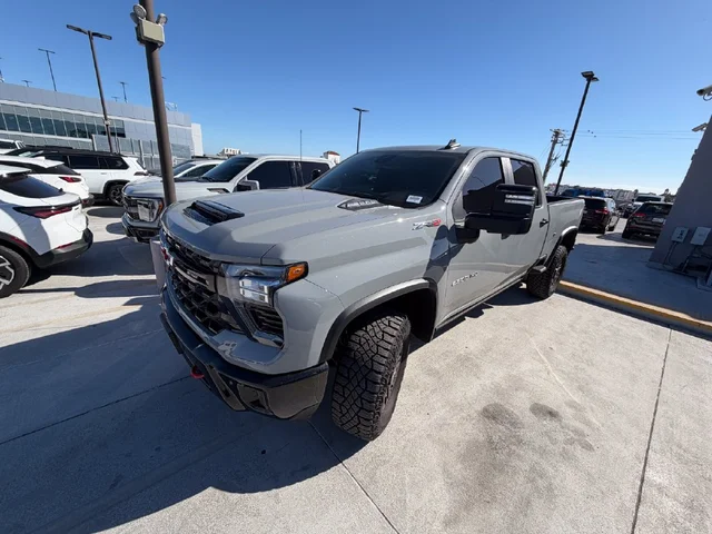 2025 Chevrolet Silverado 2500HD ZR2
