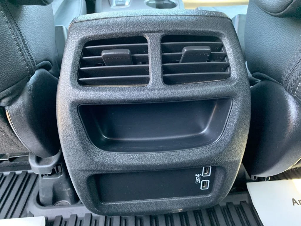 Used 2020  Honda EX-L image 15