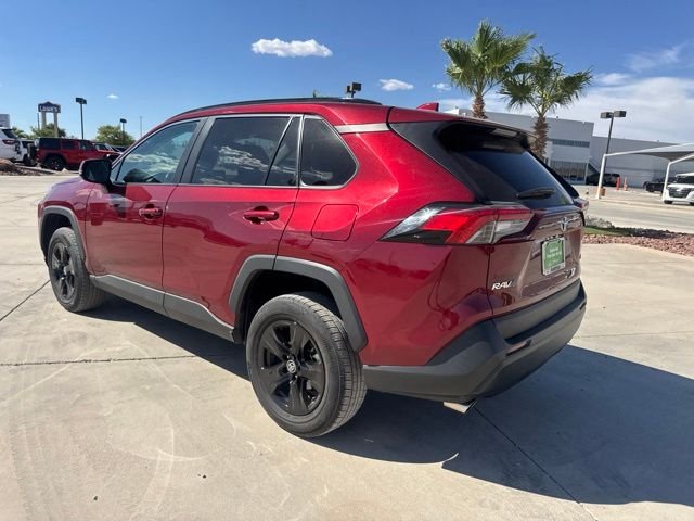 2023 Toyota RAV4 XLE - Photo 3