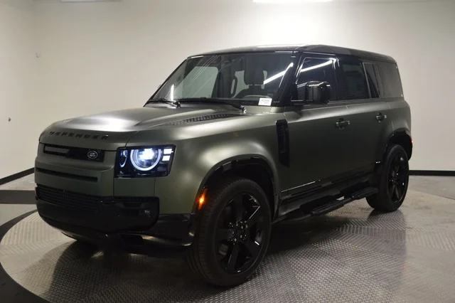 2026 Land Rover Defender 110 X-Dynamic SE