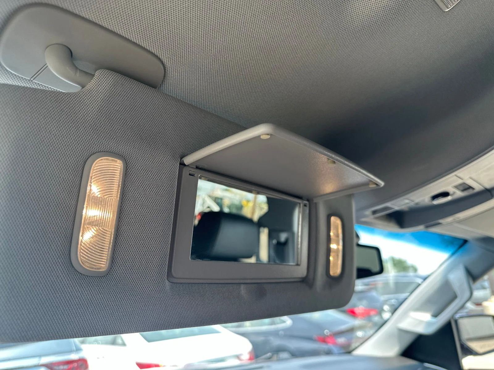Used 2018 Red GMC SLT image 73