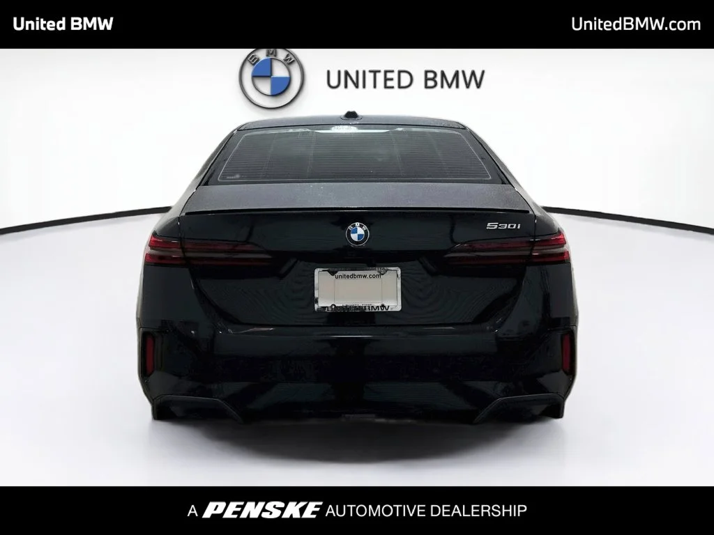 Certified Used 2024 Carbon Black Metallic BMW 530i image 6