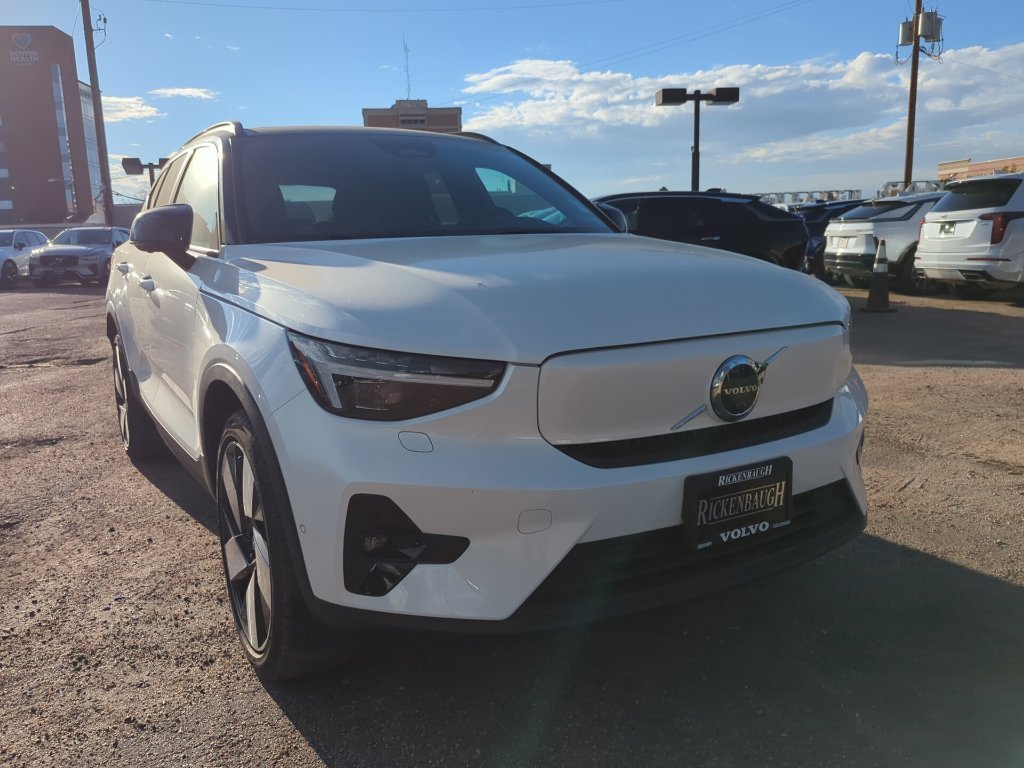 2023 Volvo XC40 Ultimate