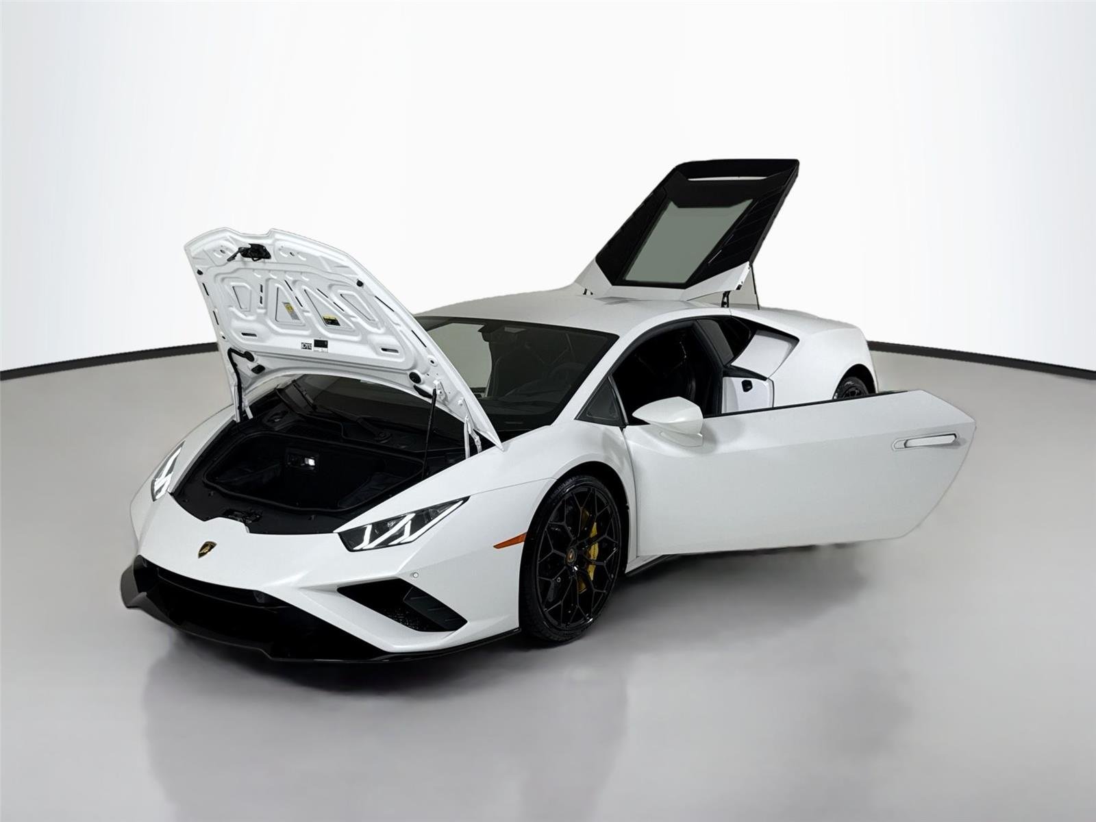 Used 2022 Bianco Canopus Lamborghini  image 45