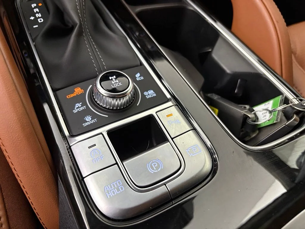 Used 2025 Black Kia SX-Prestige X-Pro image 37