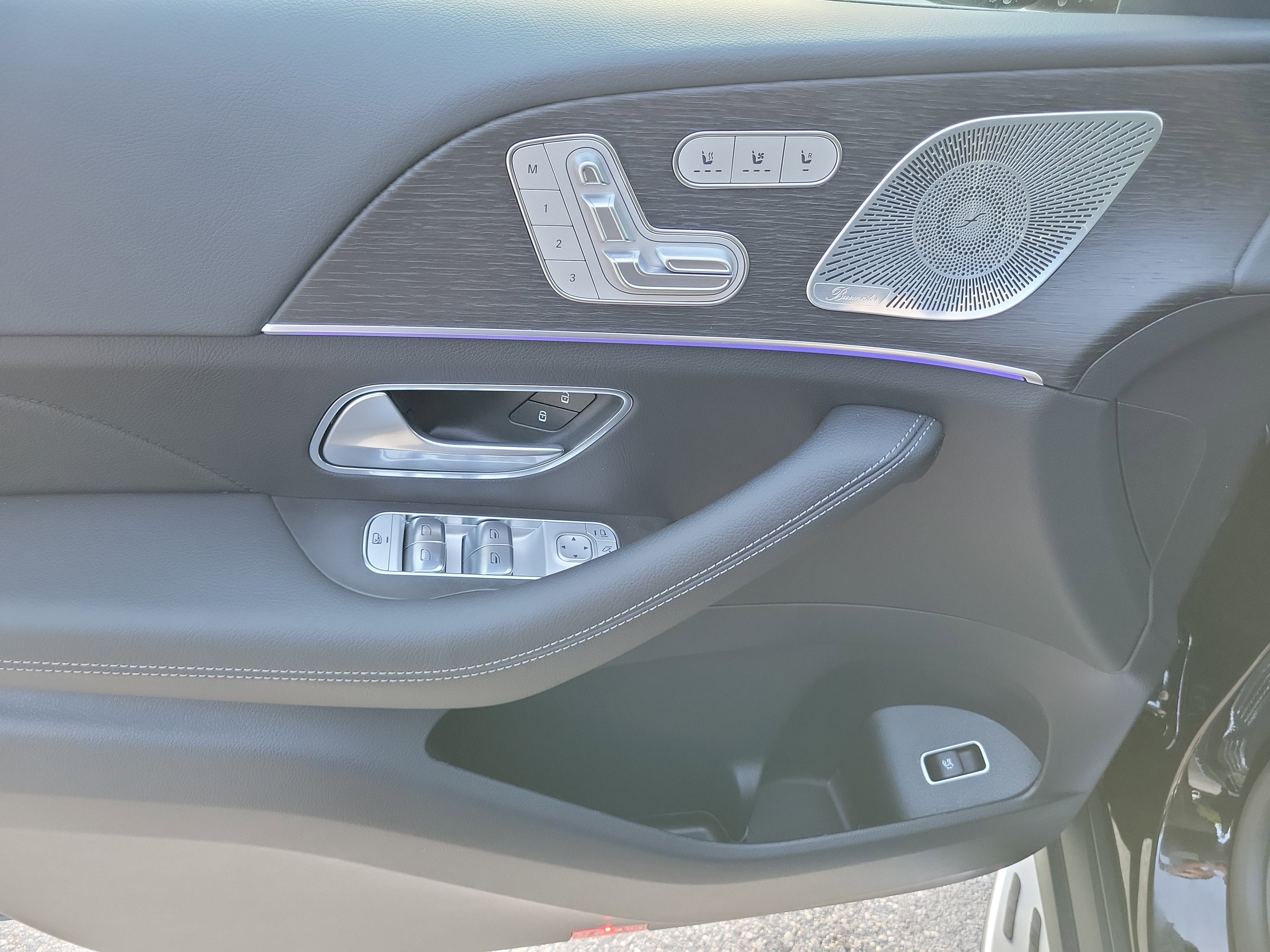 New 2026 Obsidian Black Metallic Mercedes-Benz GLS 450 image 53