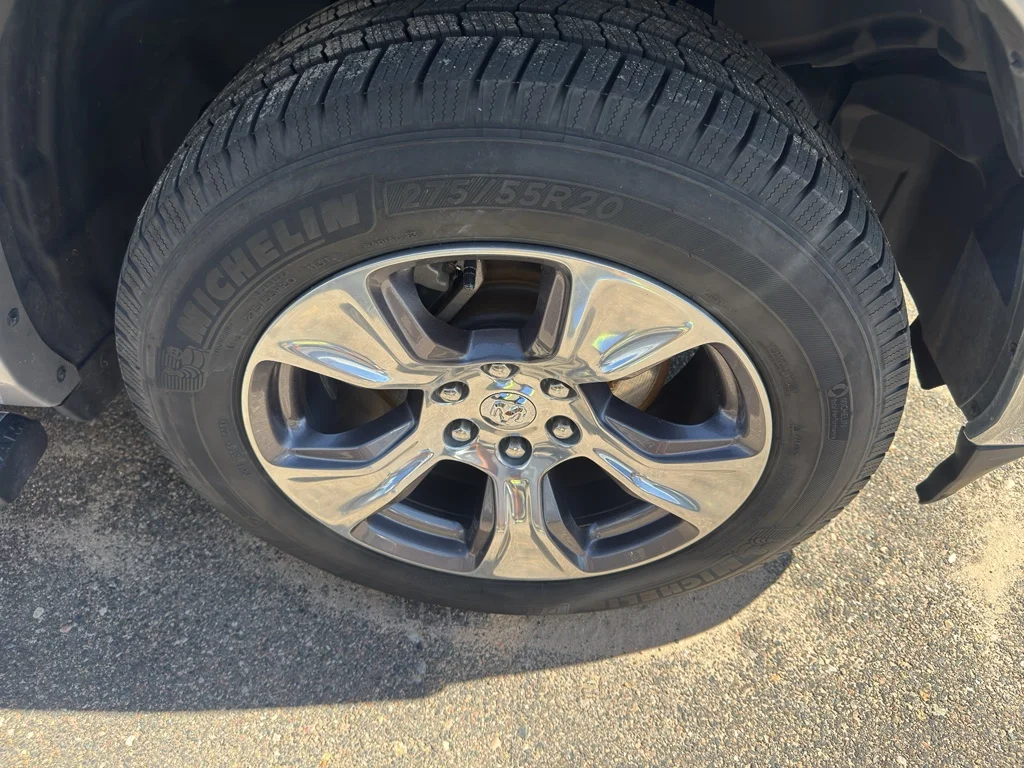 Used 2020 Maximum Steel Metallic Clearcoat Ram Laramie image 27