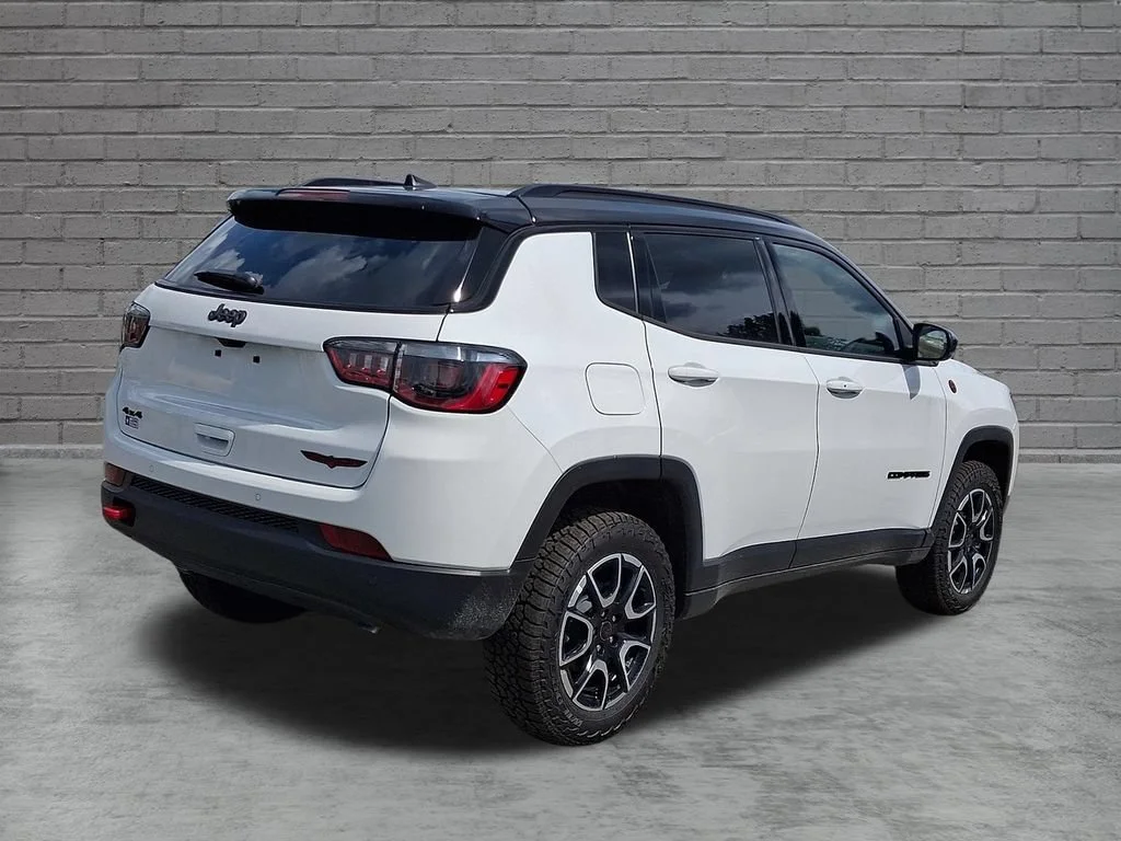 New 2026 Bright White Clearcoat Jeep Trailhawk image 8