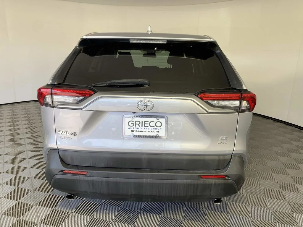 Used 2022 Silver Sky Metallic Toyota LE image 7