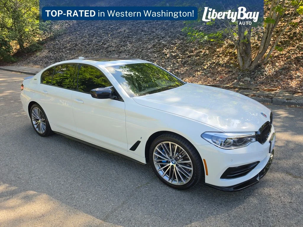 Used 2019 White BMW 530e xDrive iPerformance image 3