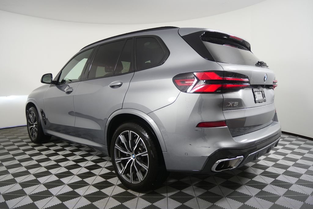 Certified Used 2026 Skyscraper Grey Metallic BMW sDrive40i image 3