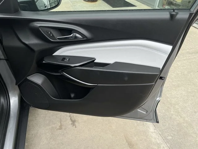 2025 Chevrolet Trax LT - Photo 39