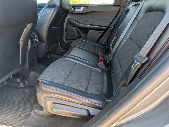 2023 Ford Escape ST-Line - Photo 41