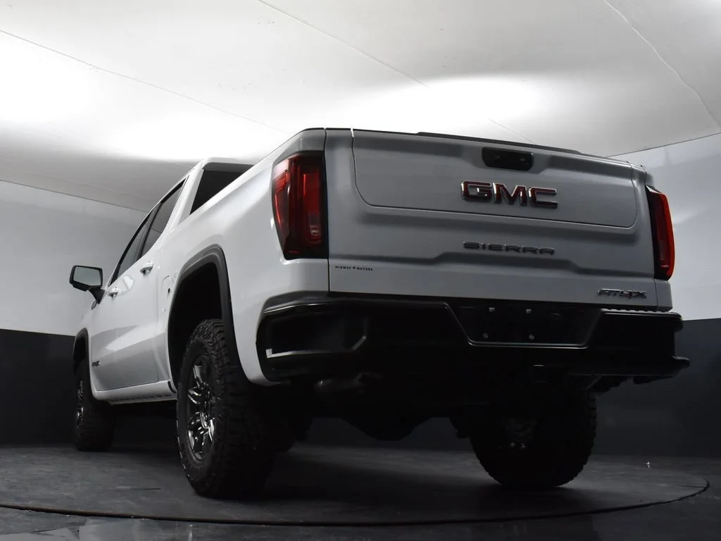 2026 GMC Sierra 1500 AT4X - Photo 35