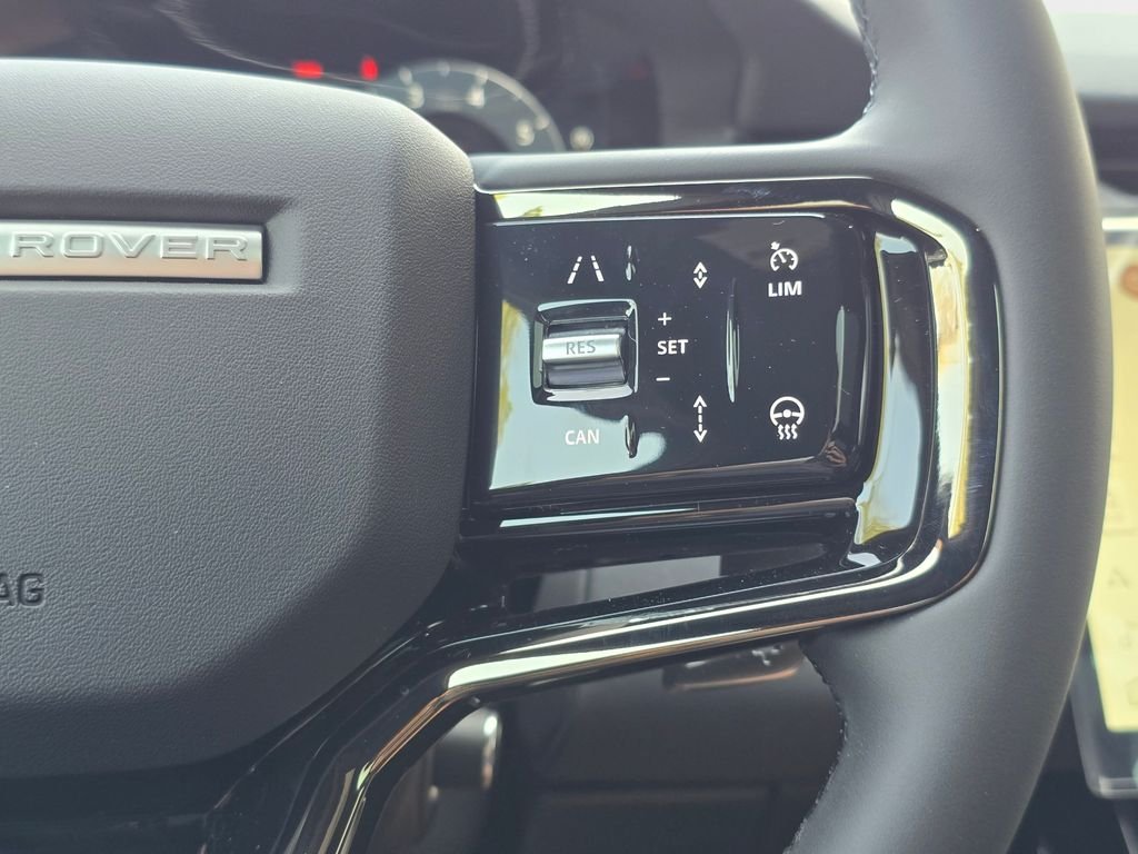 New 2026 Ostuni Pearl White LAND ROVER Hoxton Edition image 18