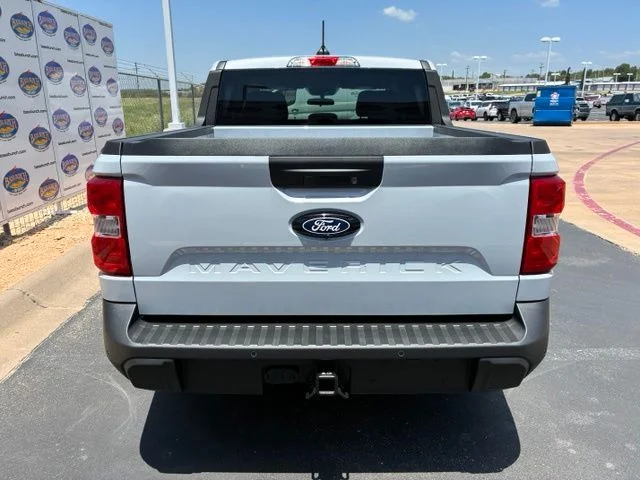 New 2026 Space White Metallic Ford XLT image 5