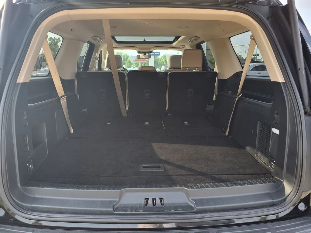 Used 2024 Black Ford Limited image 12