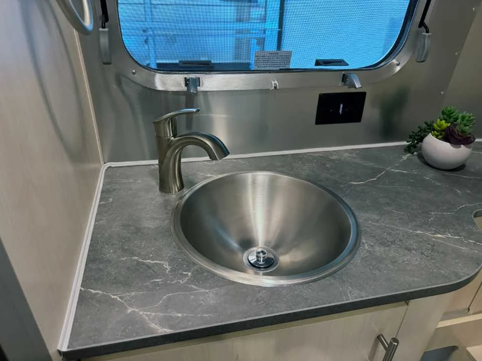New 2026 SILVER AIRSTREAM  image 37