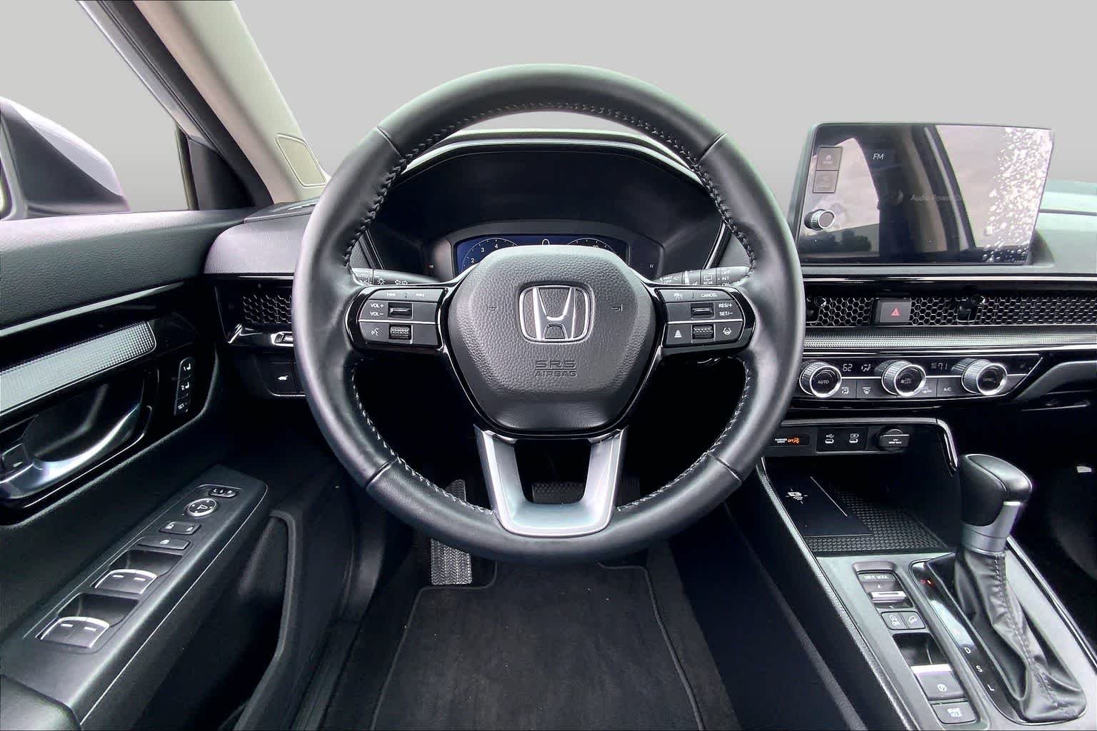 Used 2026 Solar Silver Metallic Honda EX-L image 6