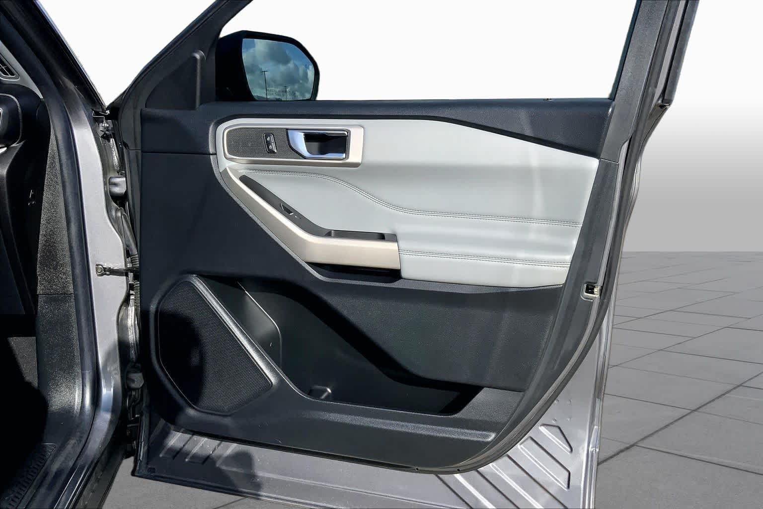 Used 2021 Carbonized Gray Metallic Ford XLT image 22