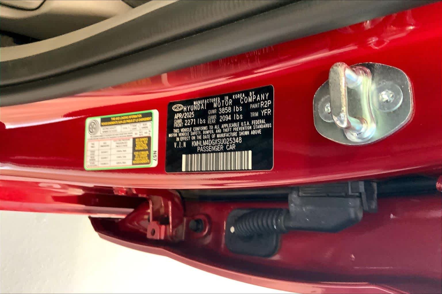 Used 2025 Ultimate Red Hyundai SEL Sport image 33