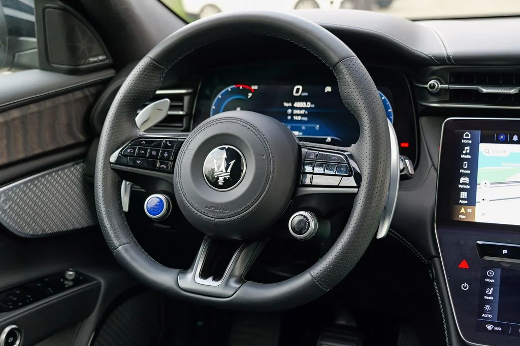 New 2025 Nero Noctis Black Maserati Base image 43