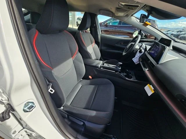 2026 Toyota Prius Plug-in Hybrid SE - Photo 22