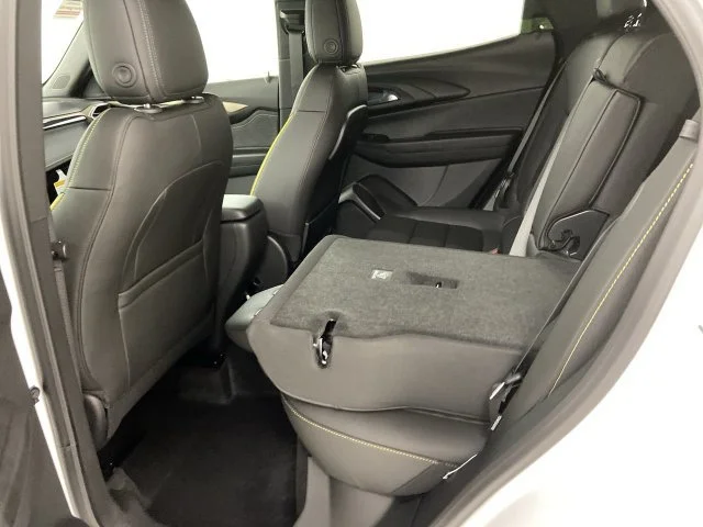 Used 2024 Summit White Chevrolet ACTIV image 23