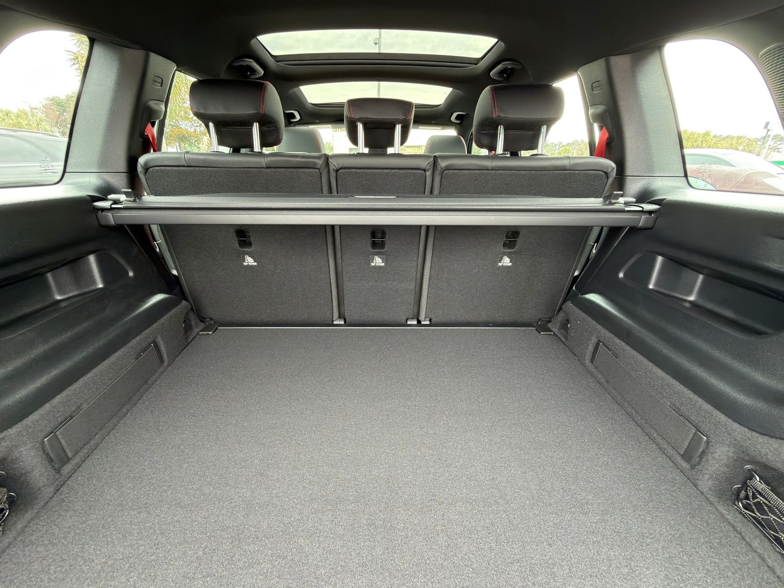 New 2026 Cosmos Black Metallic Mercedes-Benz GLB 35 AMG® image 17