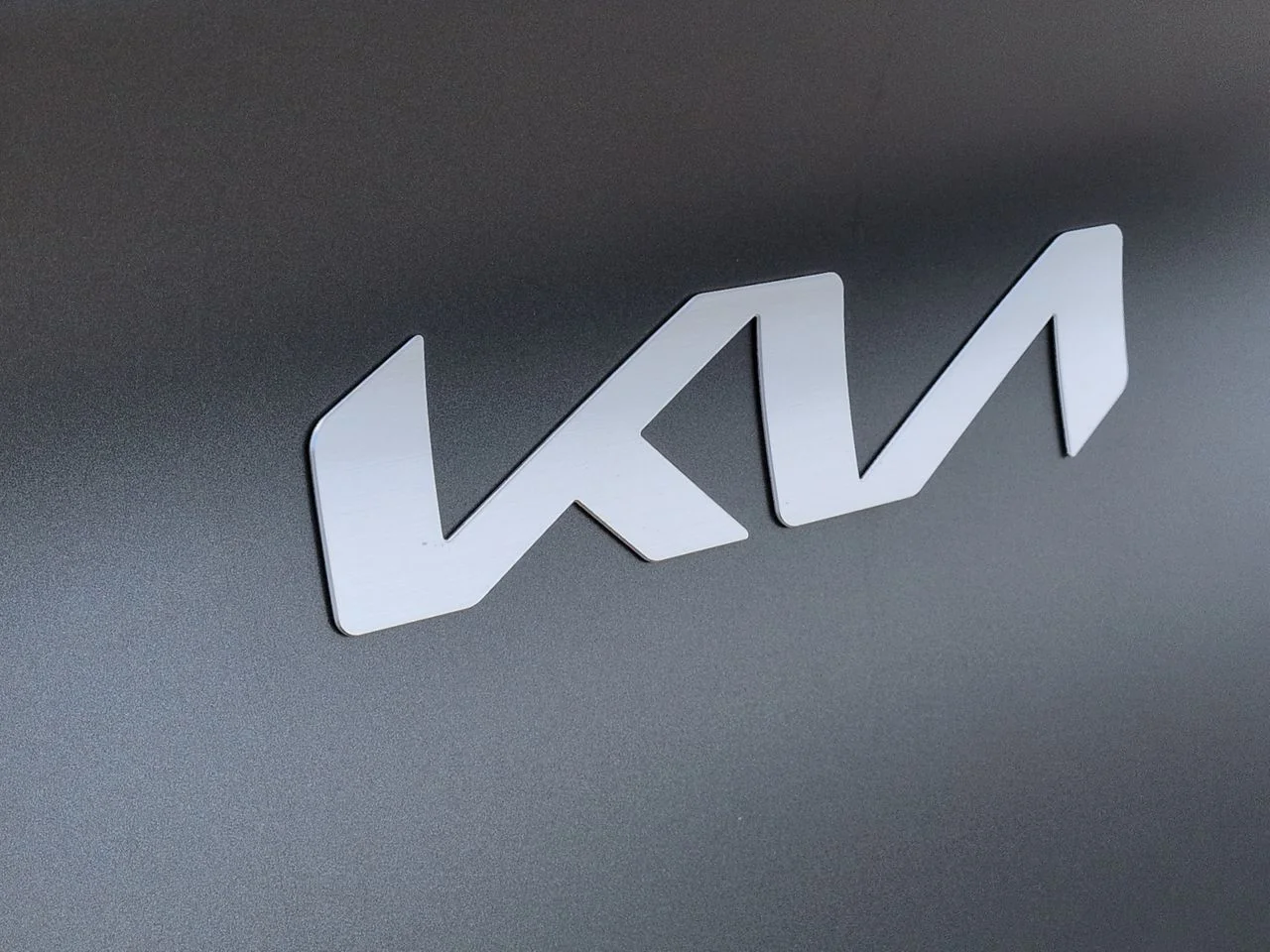 New 2026 Shadow Matte Gray Kia SX Prestige image 32