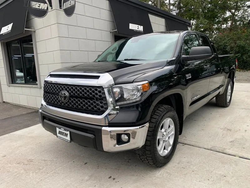 Used 2021 Black Toyota SR5 Pickup 4D 6 1/2 ft image 4